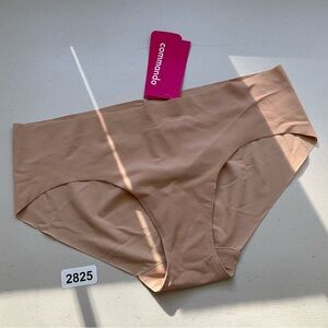 Commando Womens Beige M/L Bikini Underwear